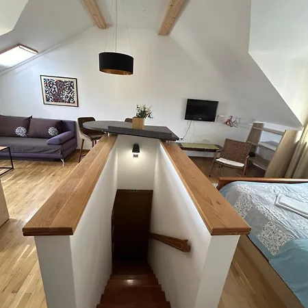 Guest house Fjaka