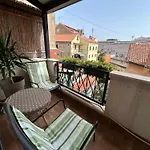 Fjaka Guest house