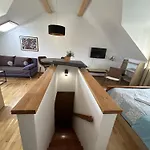 Guest house Fjaka