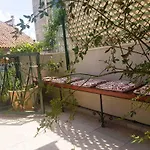 Guest house Fjaka 3*