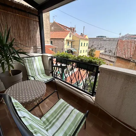 Fjaka Guest house
