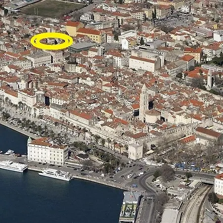 Guest house Fjaka Split