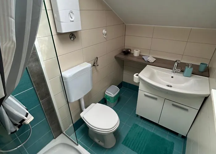 Fjaka Guest house Split