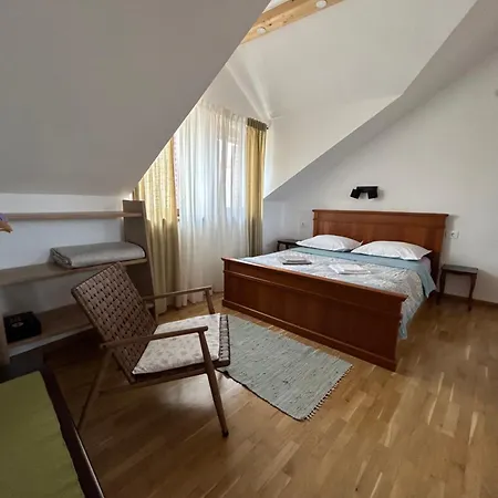 Pensjonat Fjaka Split